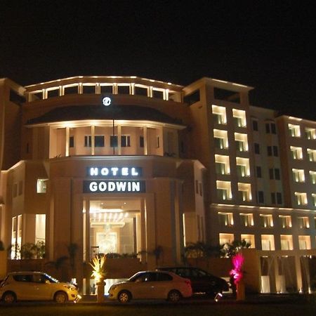 Godwin Hotel มีรัท ภายนอก รูปภาพ