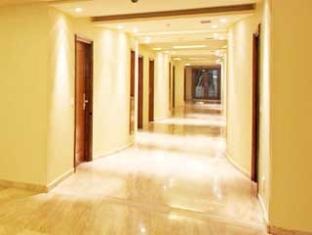 Godwin Hotel มีรัท ภายนอก รูปภาพ